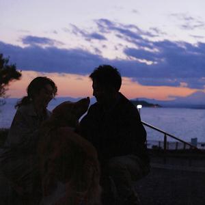 老婆的健身房练瑜伽
