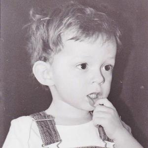 老婆的健身房练瑜伽
